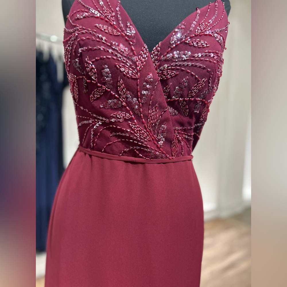 40325 Adriana Papell Evening Dress - Picture 3 of 5